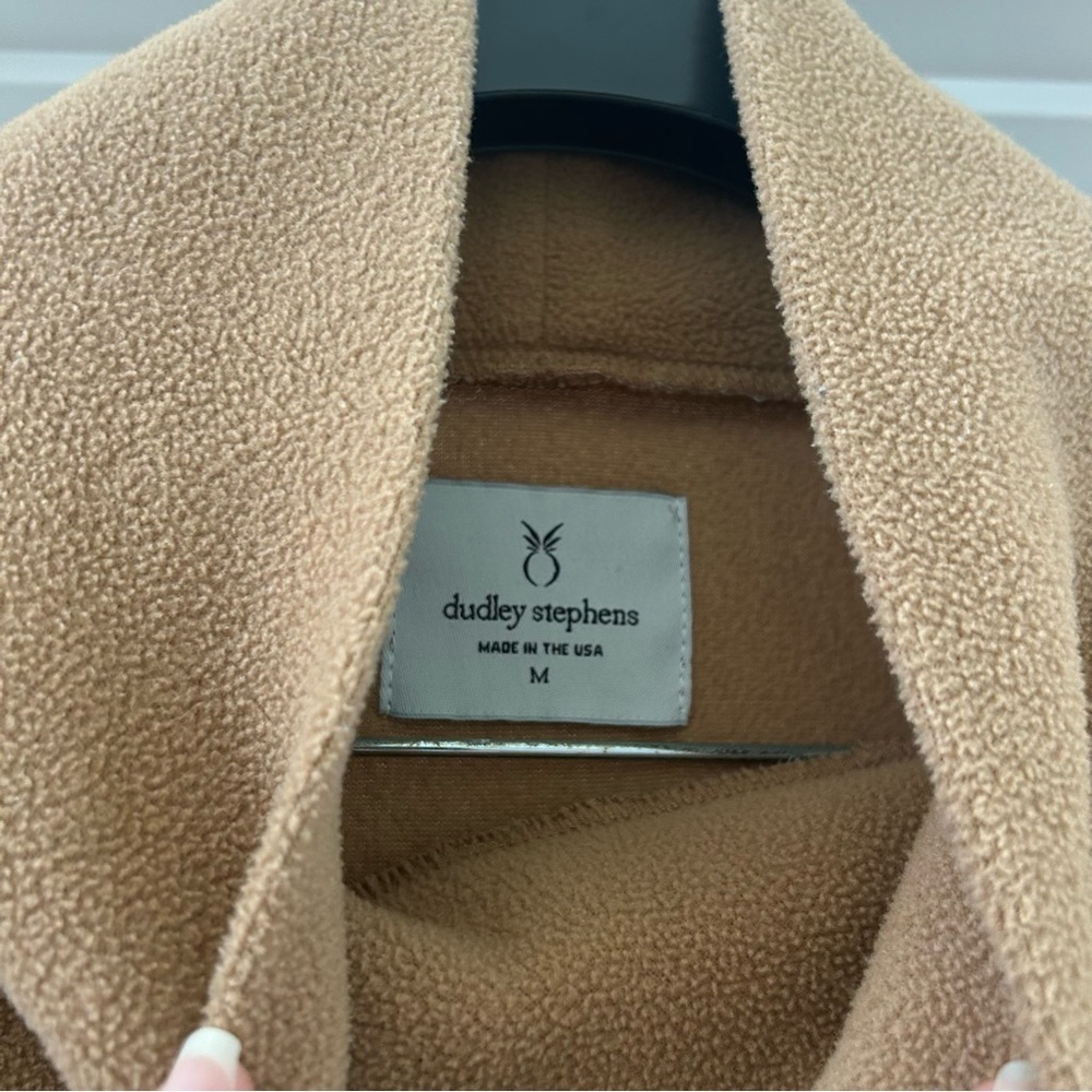 Dudley Stephens Cobble Hill Turtleneck Vello Fleece in Camel Size medium - Picture 4 of 5